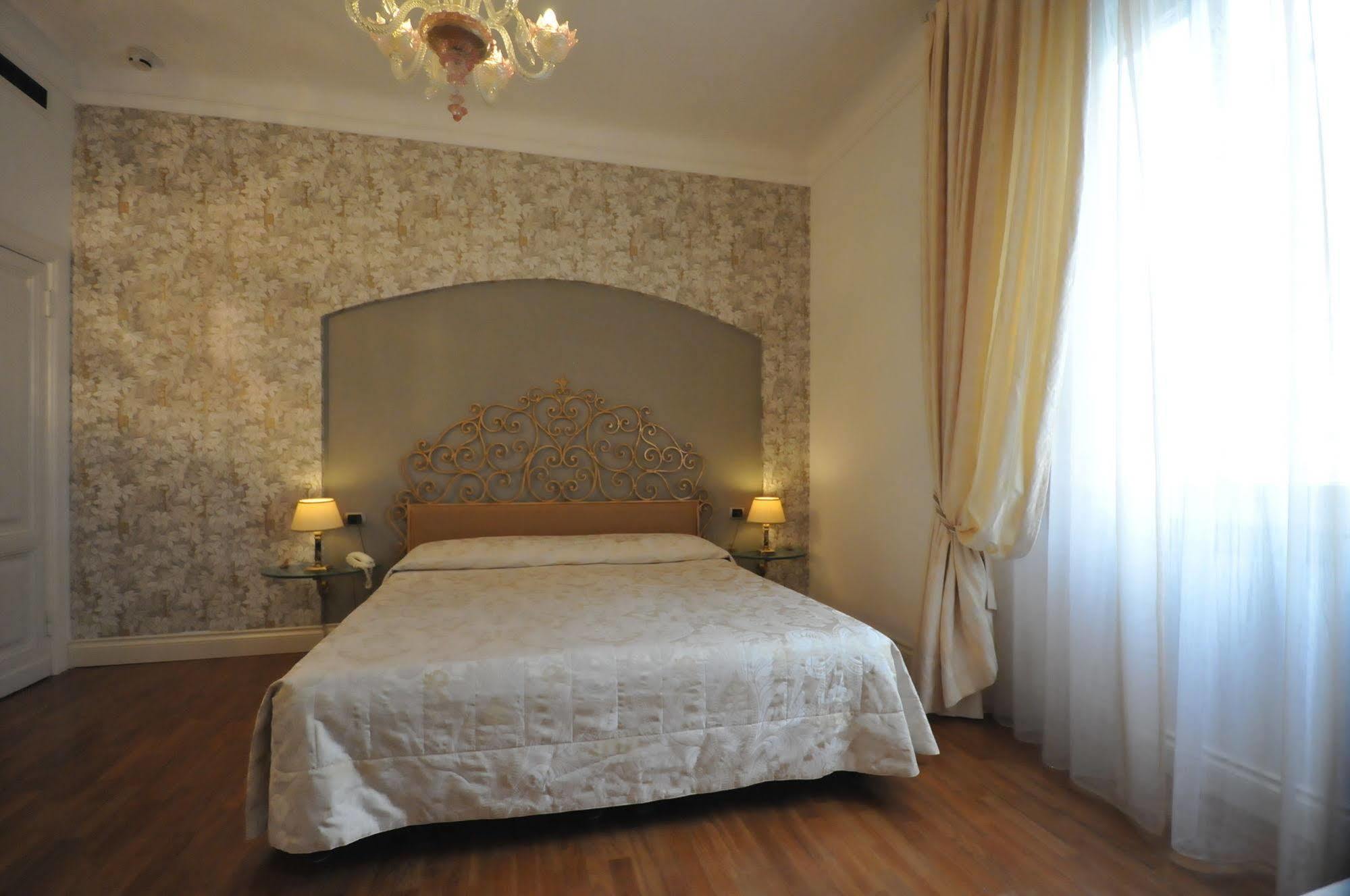 C-Hotels De Rose Palace Firenze Kültér fotó