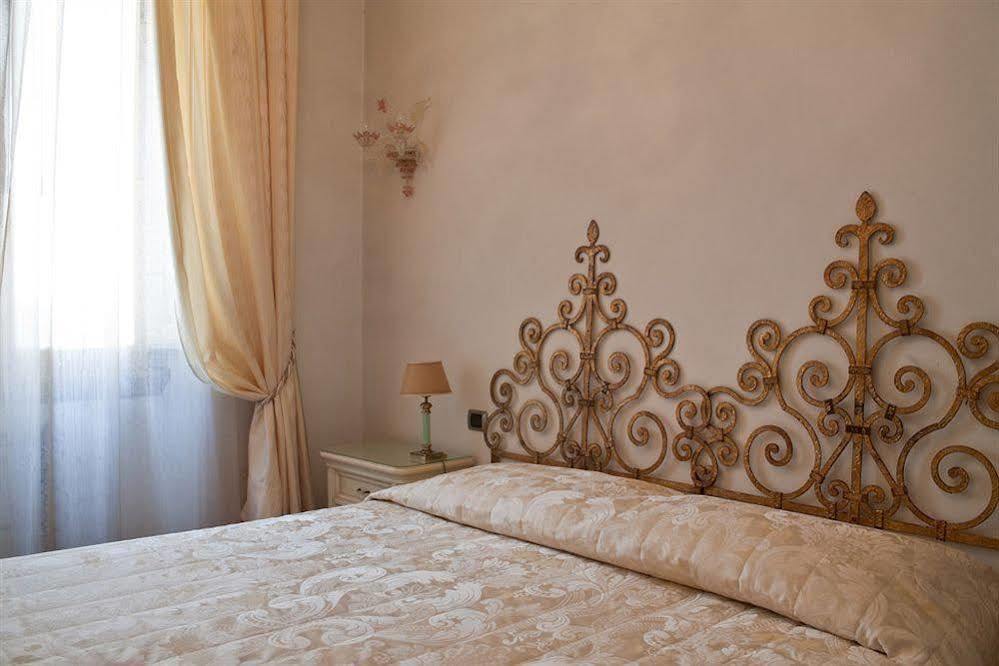 C-Hotels De Rose Palace Firenze Kültér fotó