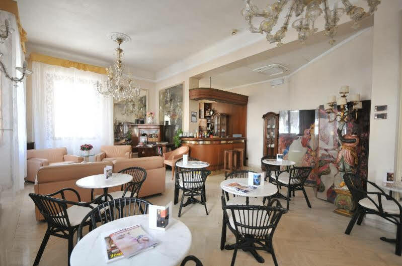 C-Hotels De Rose Palace Firenze Kültér fotó